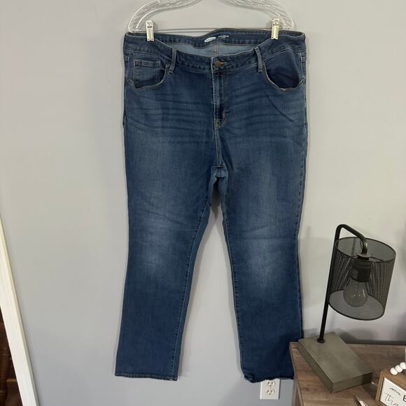 Old Navy Kicker Boot Cut Midrise Bootcut Jeans Women's Plus Size 18W LONG TALL - Picture 1 of 8